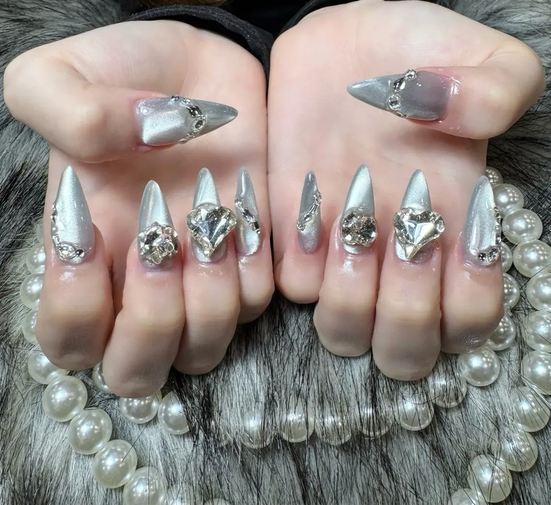 ネイル ハンドネイル Doris Nail Salonのネイルデザイン
