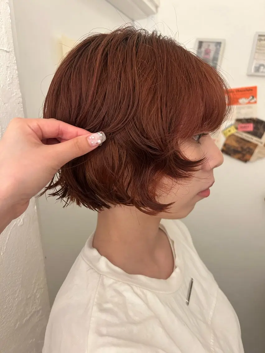 ショート カラー パーマ ボブレイヤー ブラウンカラー レッドカラー レッドブラウン ボブ カット ヘアカラー パーマ maho/垢抜け カラーパーマのヘアスタイル