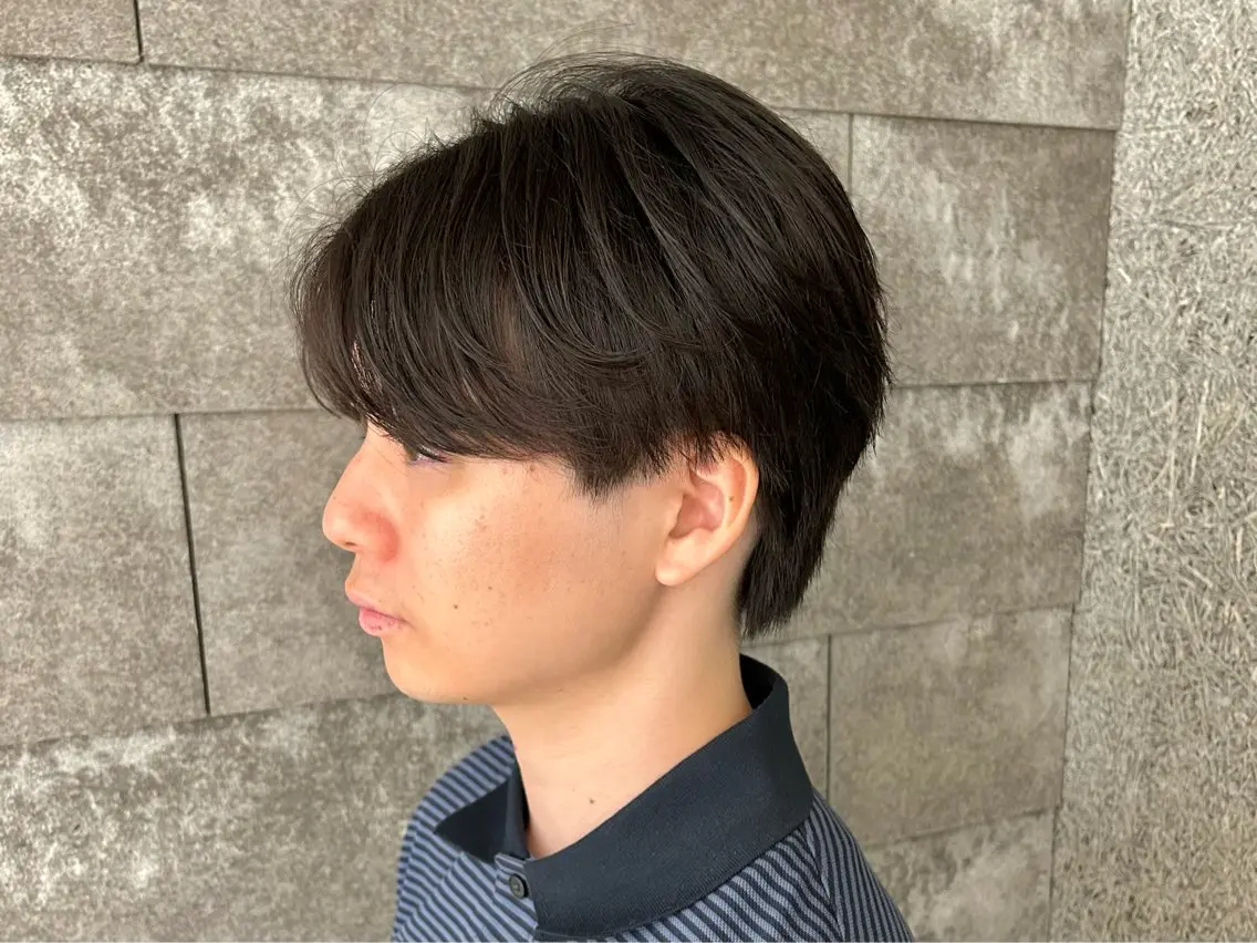 ショート パーマ メンズ センターパート 刈り上げ 木村 明日美のヘアスタイル