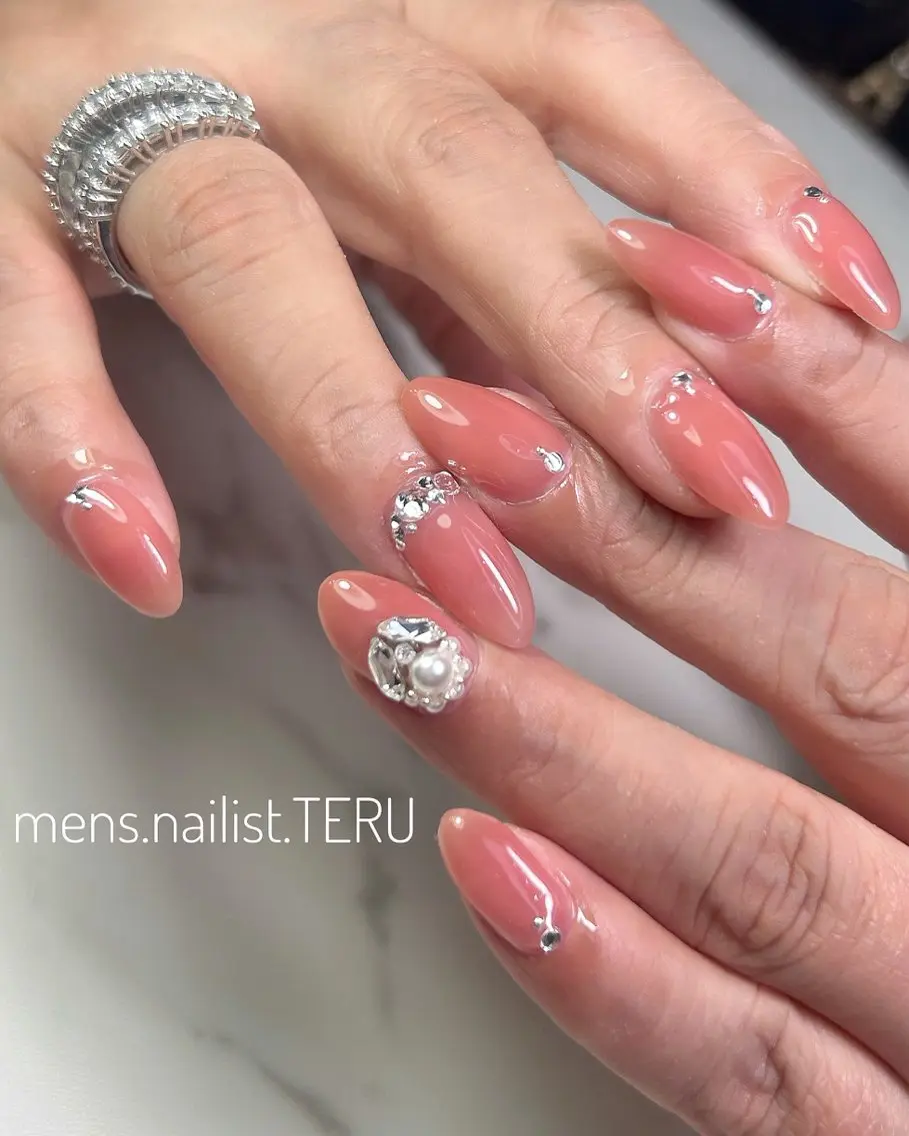 💎美フォルムスワロフスキー盛り1本コース💎　自店•他店オフ無料の写真