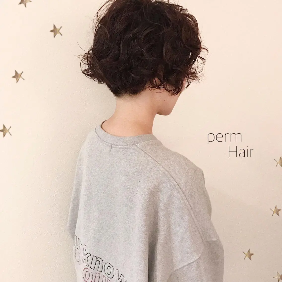 ショート カラー パーマ 市川 千夏のヘアスタイル