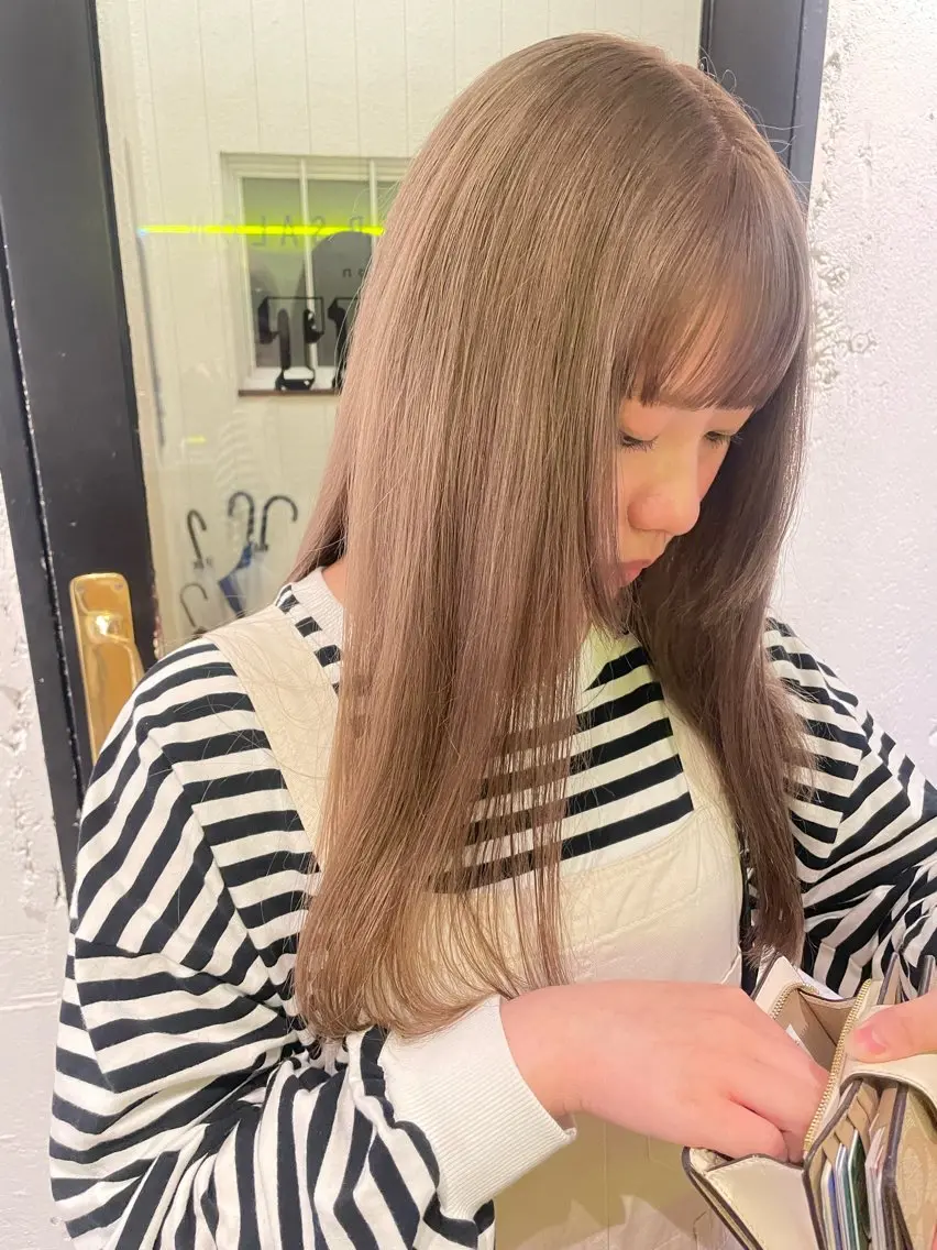 ロング カラー カット ヘアカラー トリートメント hisano / ハイトーン・透明感のヘアスタイル