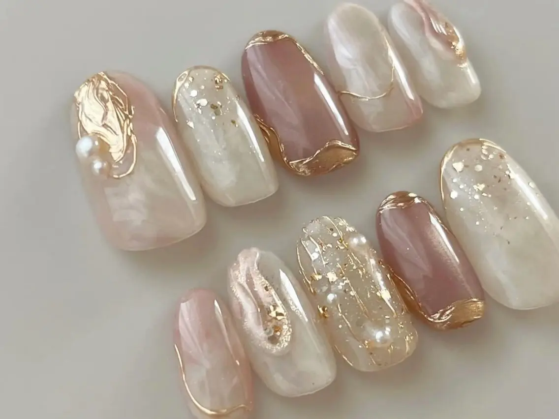 メンズ ネイル アートネイル フレンチネイル ジェルネイル キラキラネイル パラジェル ハンドネイル Bloom スカルプ専門店のネイルデザイン