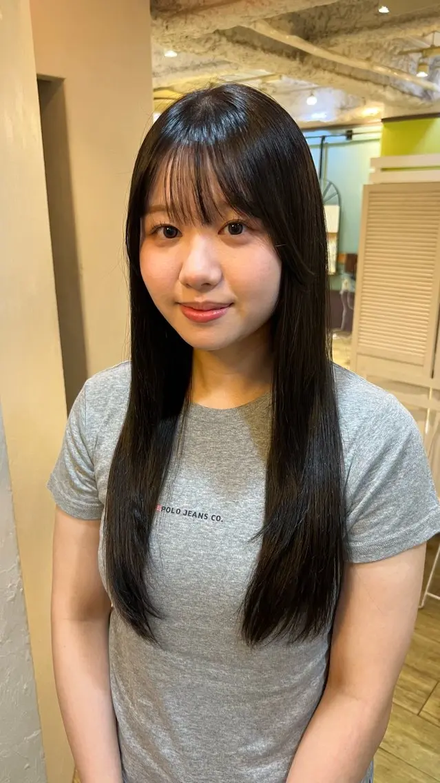 ロング カラー ヘアカラー トリートメント ミディアムレイヤー/ 艶カラー🎀 emiのヘアスタイル