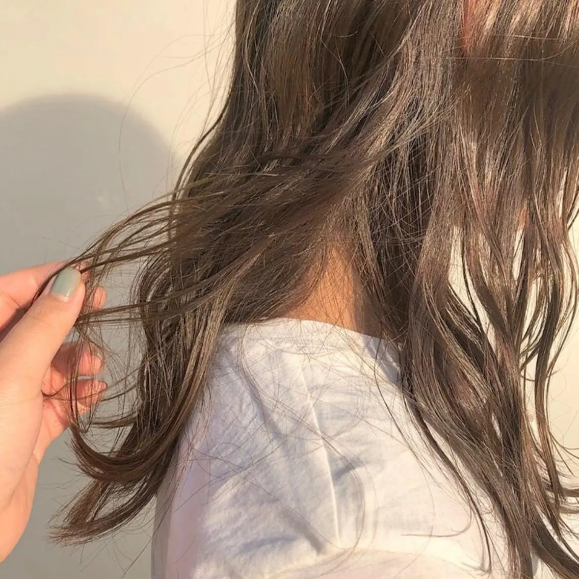 ロング カラー パーマ ヘアアレンジ アッシュ ベージュカラー デザインカラー イヤリングカラー グラデーションカラー 髪質改善🫧ベージュ 椙山 響のヘアスタイル
