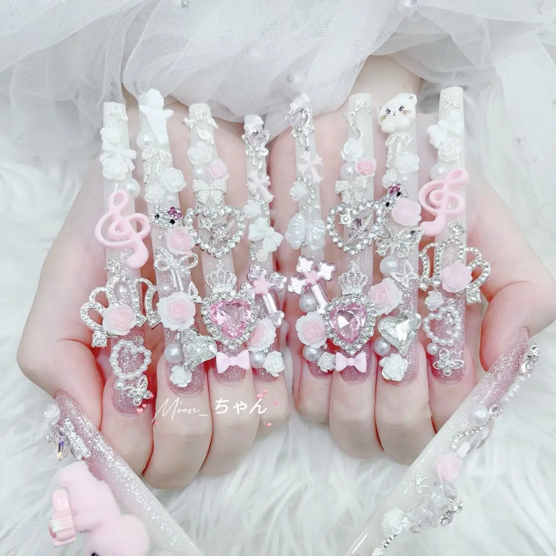 ネイル 成人式 大理石ネイル(マーブル) 持ち込み ネイルチップ 冬ネイル ハンドネイル MoMoA Nail ネイル長さ出し専門店のネイルデザイン