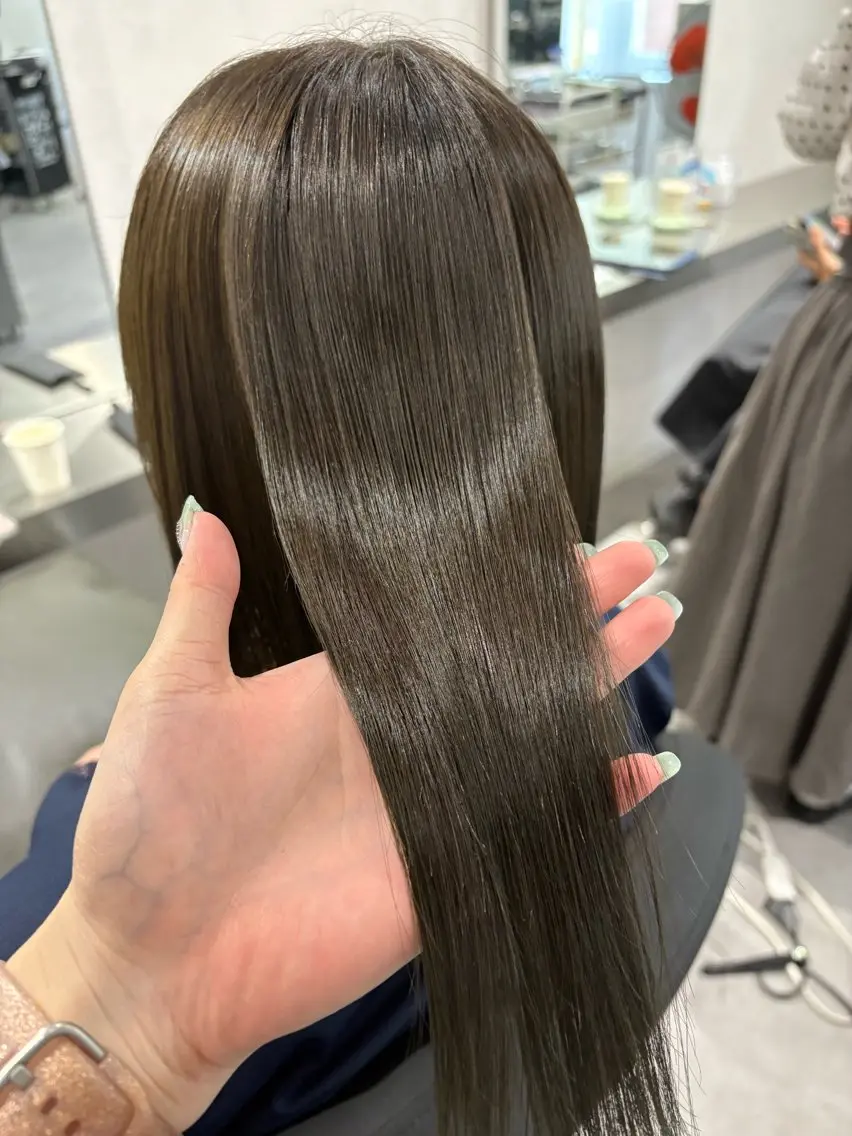 セミロング カラー ヘアアレンジ ベージュカラー 透明感カラー ミント ミントベージュ 韓国風ヘア カット ヘアカラー トリートメント 透明感ｶﾗｰ/顔周り ｶｯﾄ🌸ｻｸﾗ🌸のヘアスタイル