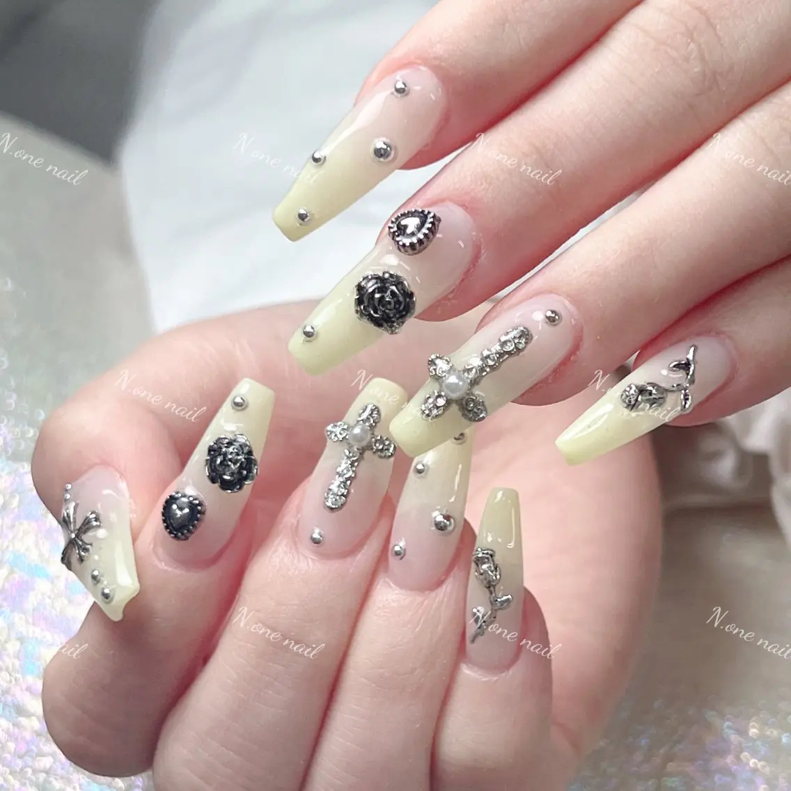 ネイル N.one mei🎀のネイルデザイン