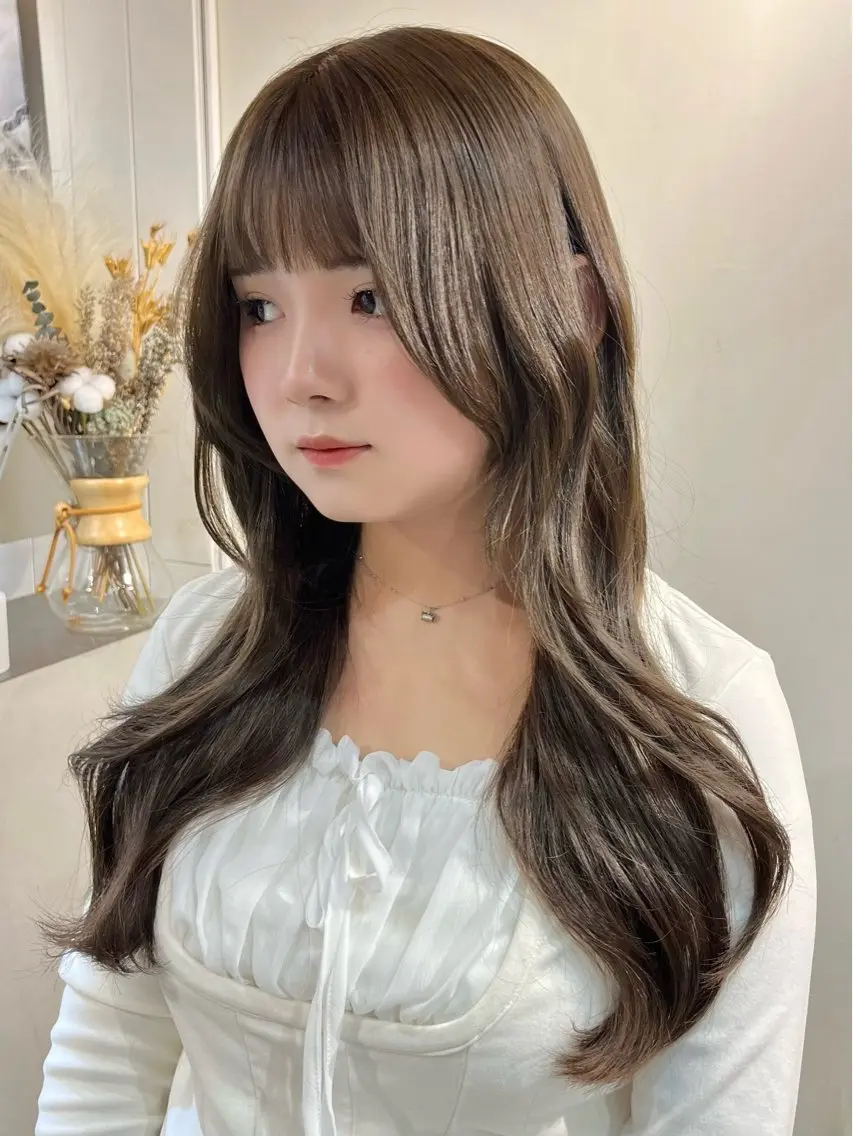 ロング カラー ヘアアレンジ ベージュカラー ブリーチ ダブルカラー ブリーチなしカラー オリーブベージュ カット ヘアカラー 🫧透明感カラー/ ナルハ🫧のヘアスタイル