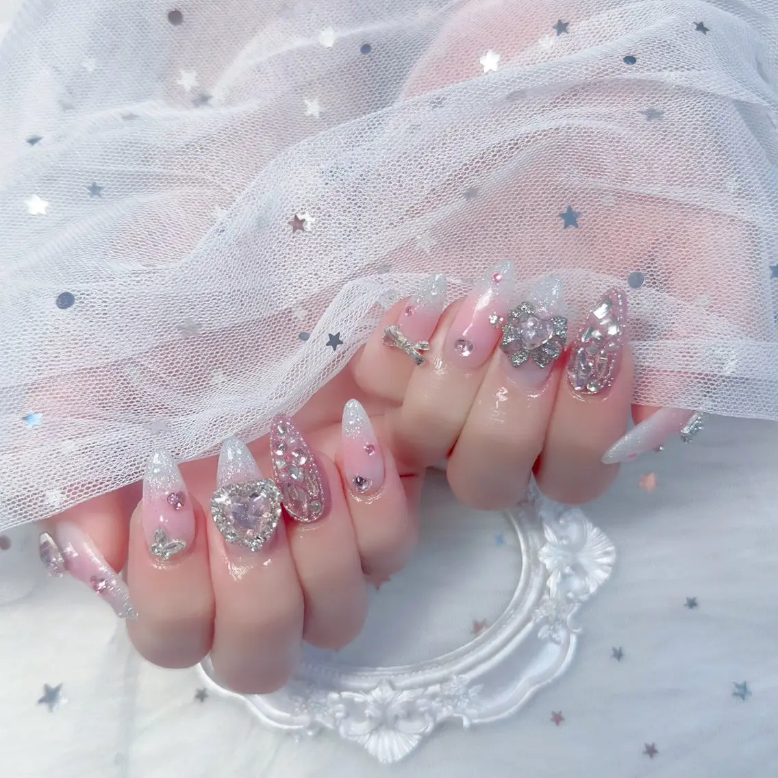 ネイル ハンドネイル HIN NAILのネイルデザイン