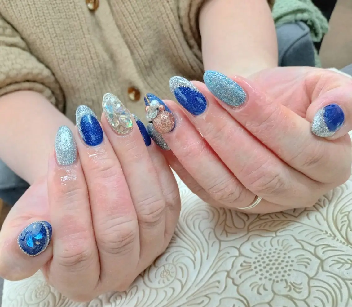 ネイル フラワーネイル precious nail roomのネイルデザイン