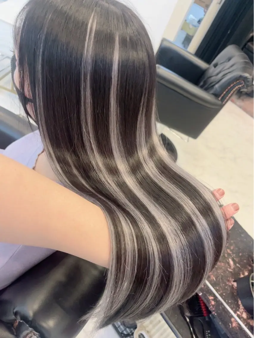 ✨大人気✨シールエクステつけ放題+カラー✨の写真