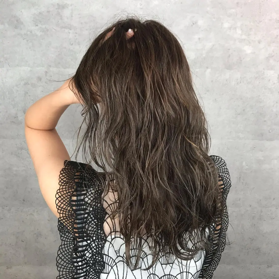 セミロング カラー _WHITE芝本 賢吾【天王寺店】のヘアスタイル
