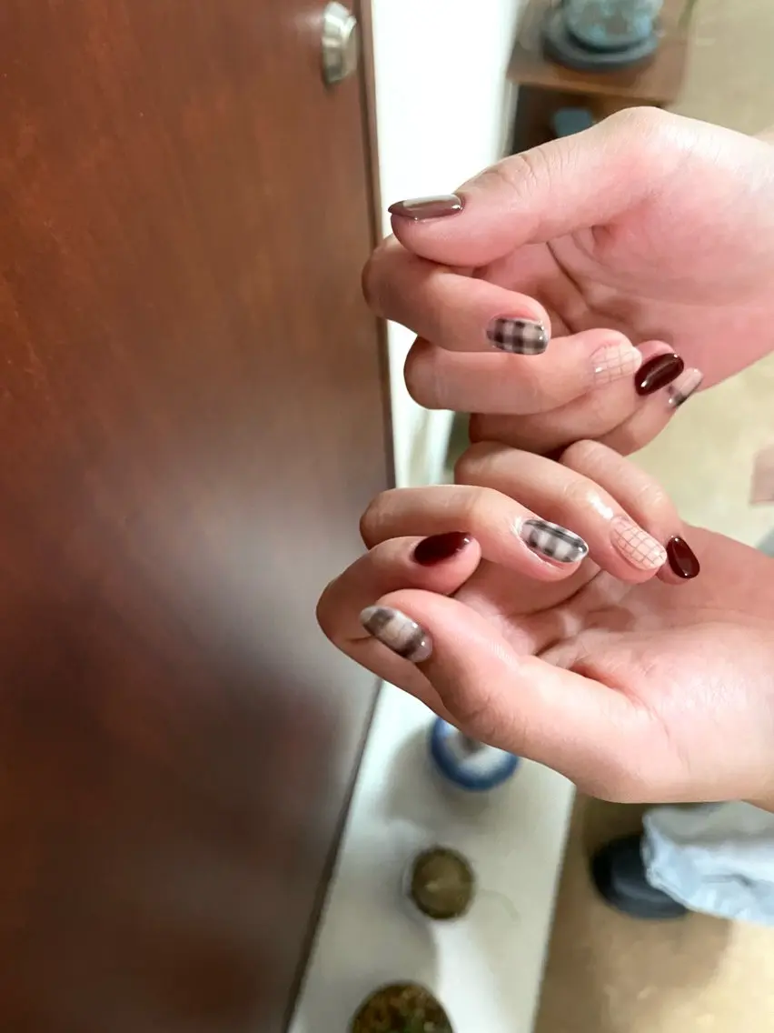 ネイル ハンドネイル clin _のネイルデザイン