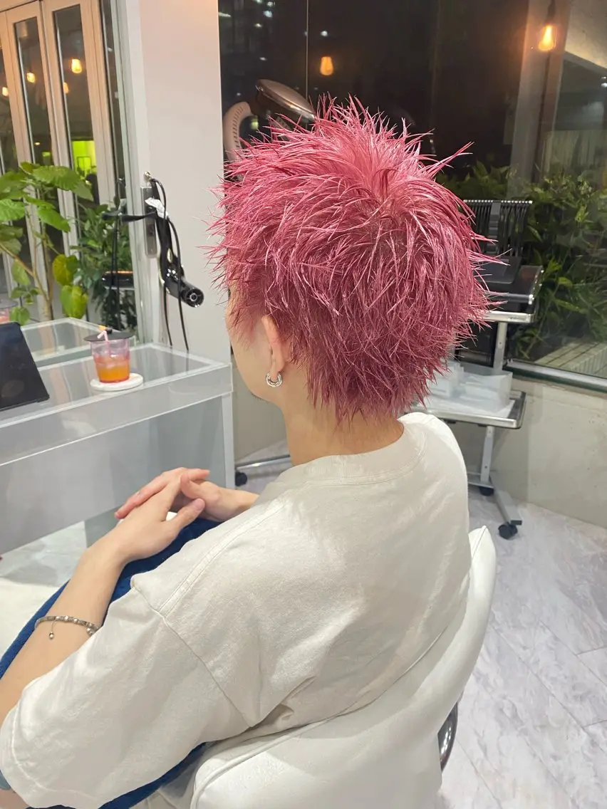 ショート カラー メンズ メンズブリーチ スパイキーショート ベージュカラー ブリーチ ピンクカラー Riganuts王子 Hayato✂︎のヘアスタイル