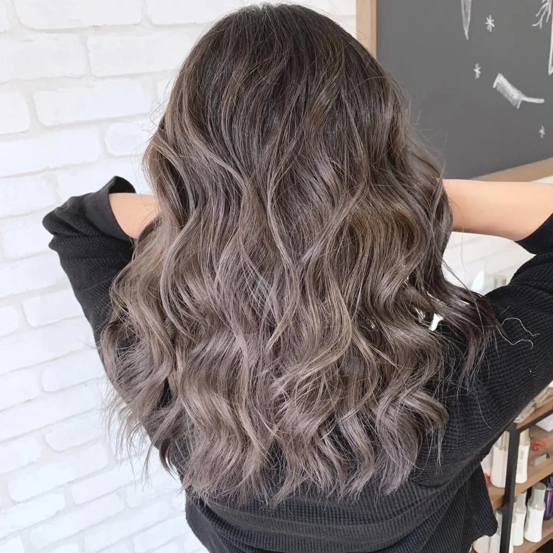セミロング 穐田 司樹のヘアスタイル