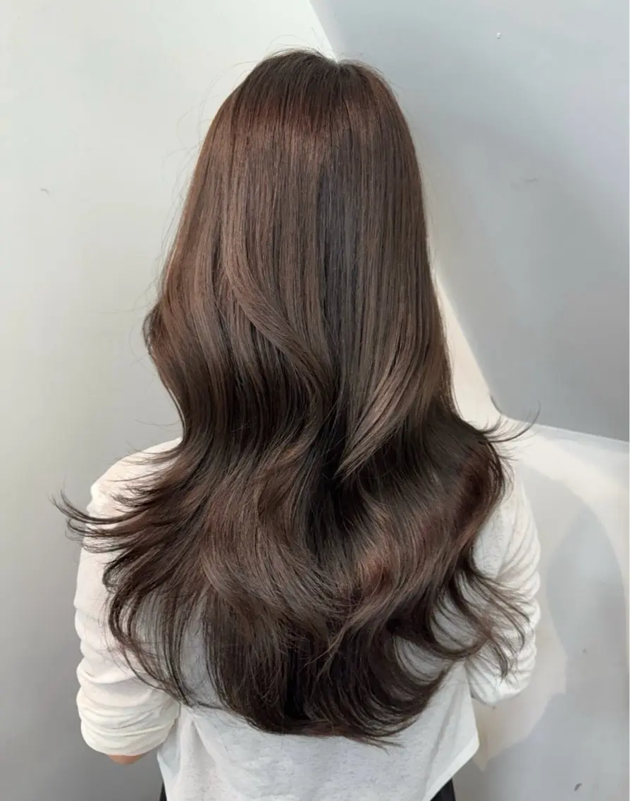 カラー airi ／渋谷、銀座のヘアスタイル