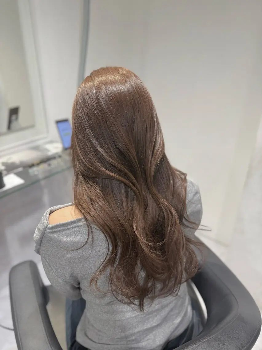 ロング カラー ヘアカラー トリートメント ヘッドスパ ヘアセット ♡⃛赤み消し ♡⃛ 淡色特化✨️Rimuのヘアスタイル