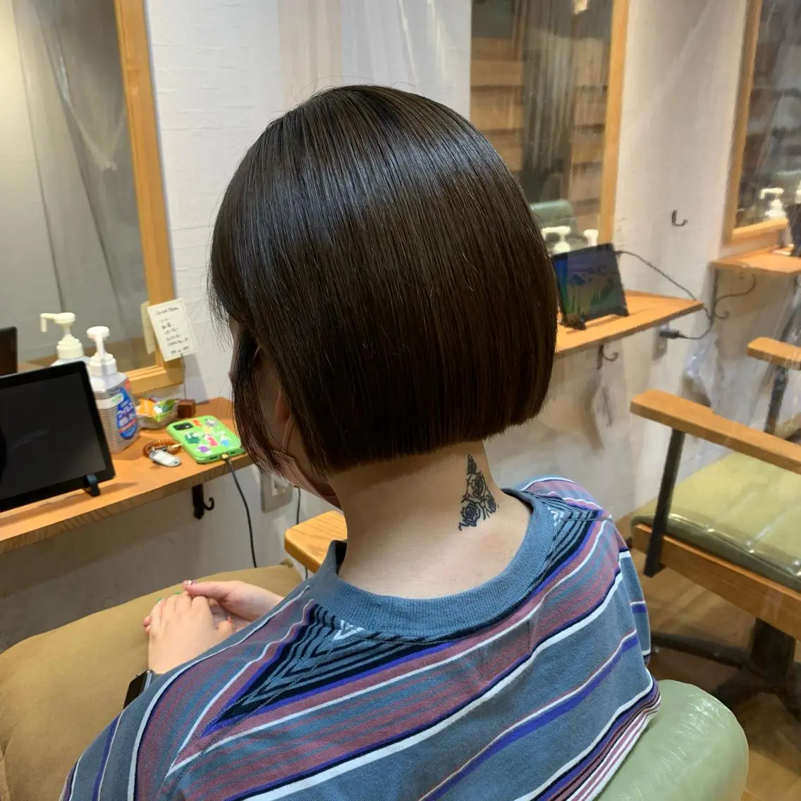 ショート 切りっぱなしボブ ボブ little 小濱彰太のヘアスタイル