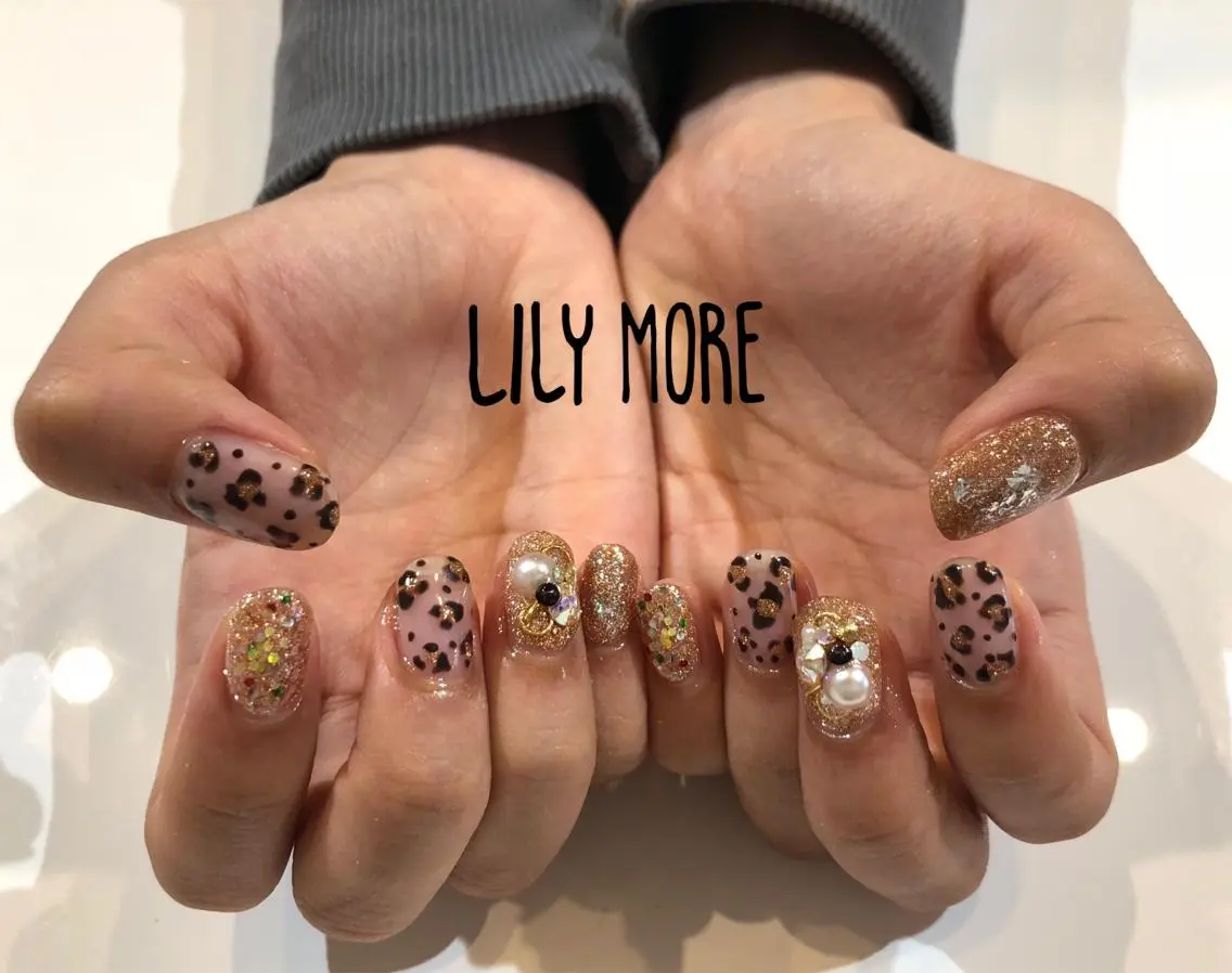 ネイル アニマル柄 Lily closetのネイルデザイン