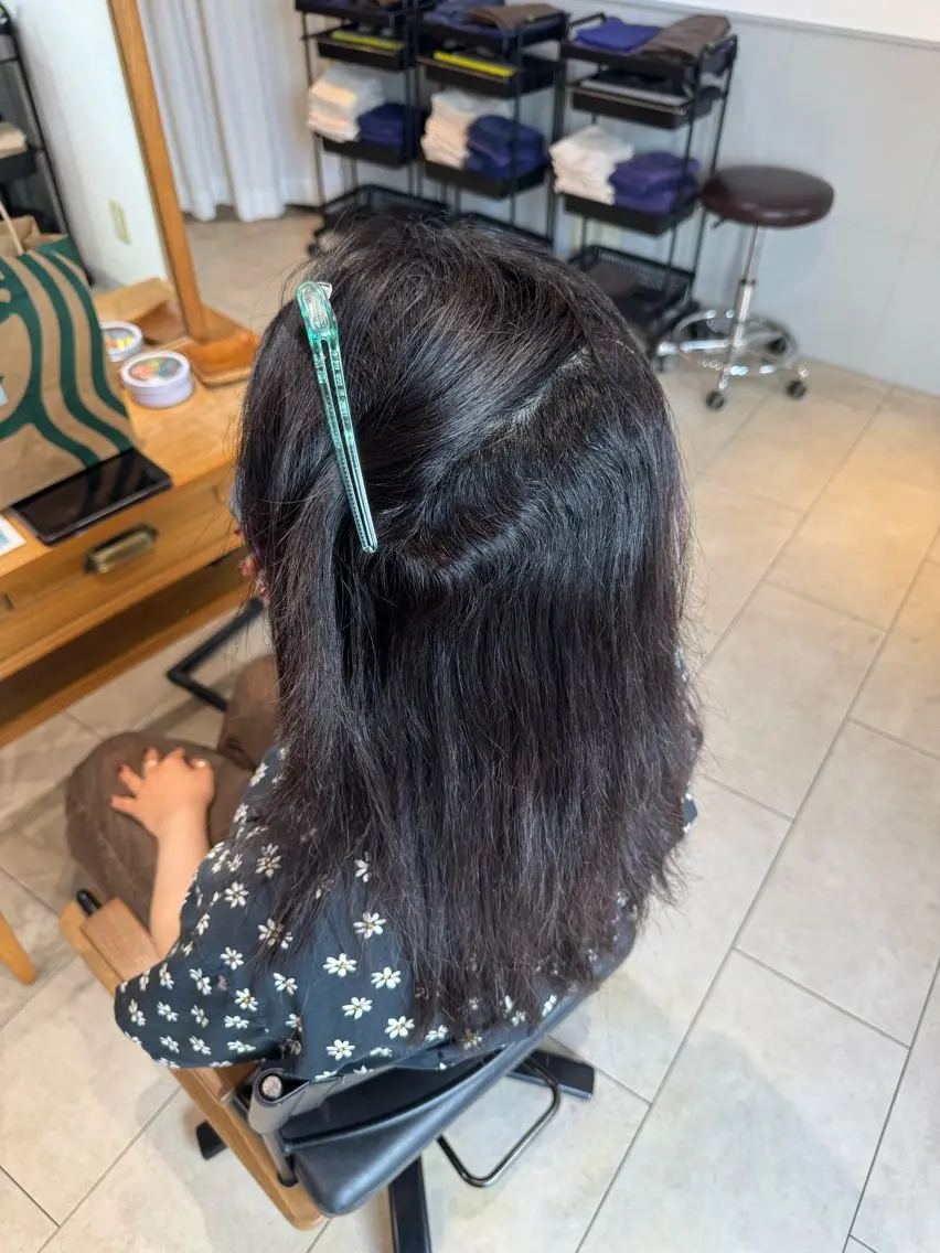 セミロング パーマ 髪質改善 縮毛矯正 カット 縮毛矯正 過去一の柔髪ヘア 🌿einshairのヘアスタイル