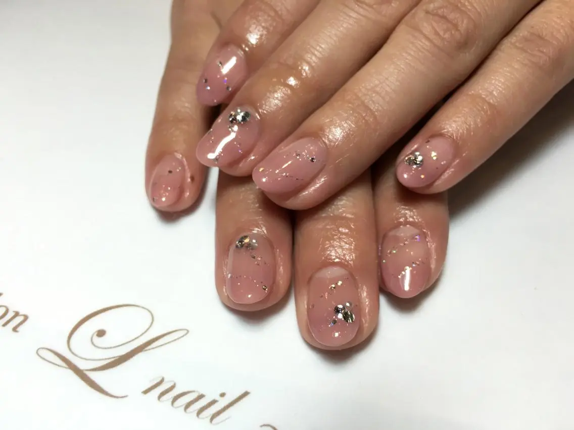 ネイル Li'leaNail AINAのネイルデザイン