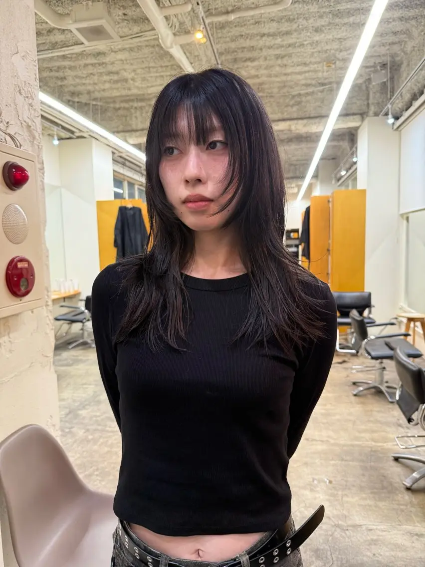 セミロング カット MION✂️ 似合わせカットのヘアスタイル