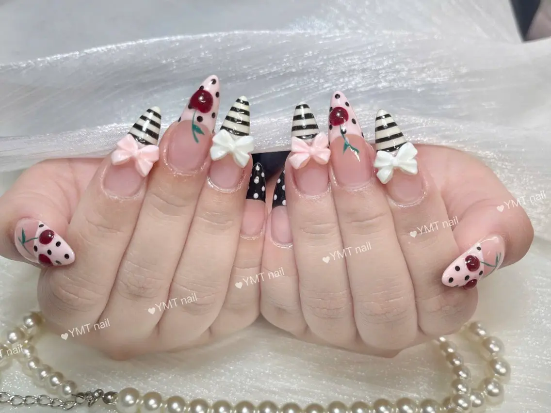 ネイル ハンドネイル YMT NailStudioのネイルデザイン
