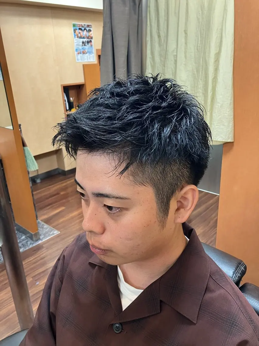 ショート メンズ SAKI SAKIのヘアスタイル