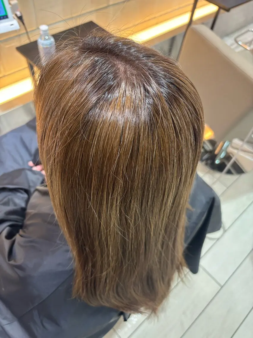 カラー グラデーションカラー 猪瀬 茉唯のヘアスタイル