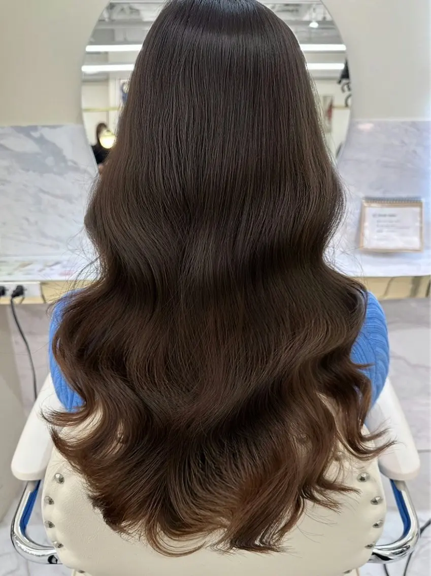 ロング 松戸　レイヤーカット 野口　康太郎のヘアスタイル