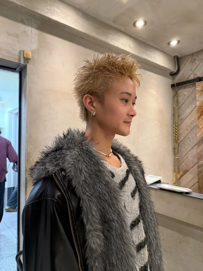 ショート カラー パーマ メンズ スパイキーショート ブラウンカラー ショートヘア カット ヘアカラー メンズショート/ピン パーマ/新宿/フウガのヘアスタイル