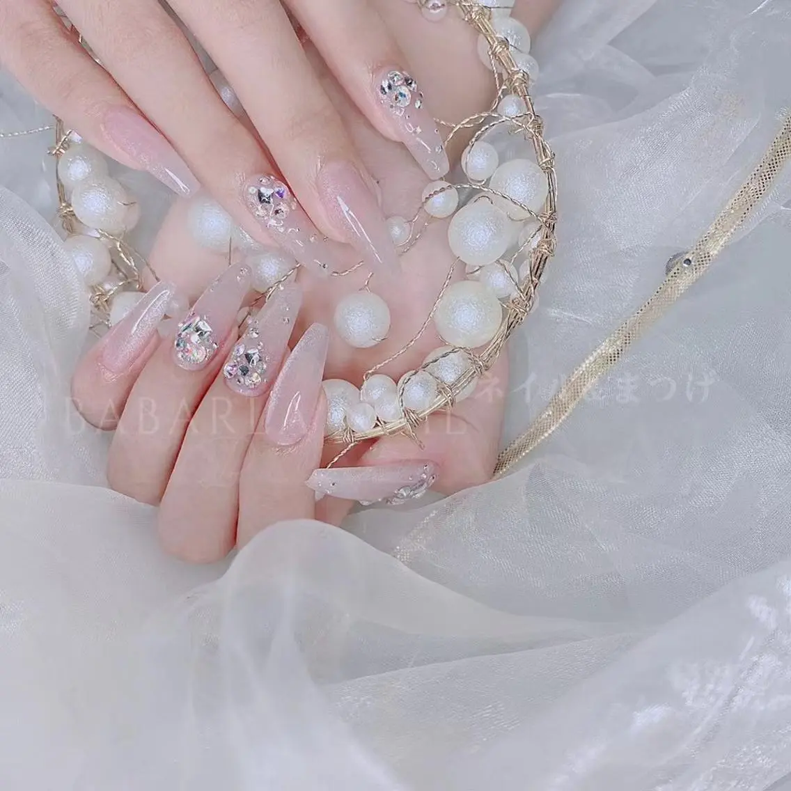 ネイル ラメ(グリッター) ピンク ストーンネイル Babarla Nailのネイルデザイン