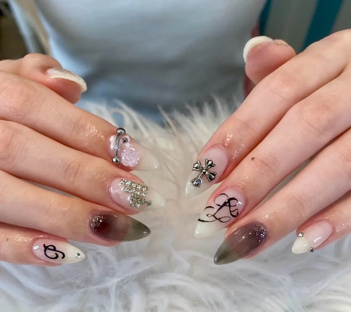 ネイル ハンドネイル nail salon oneness🎀のネイルデザイン