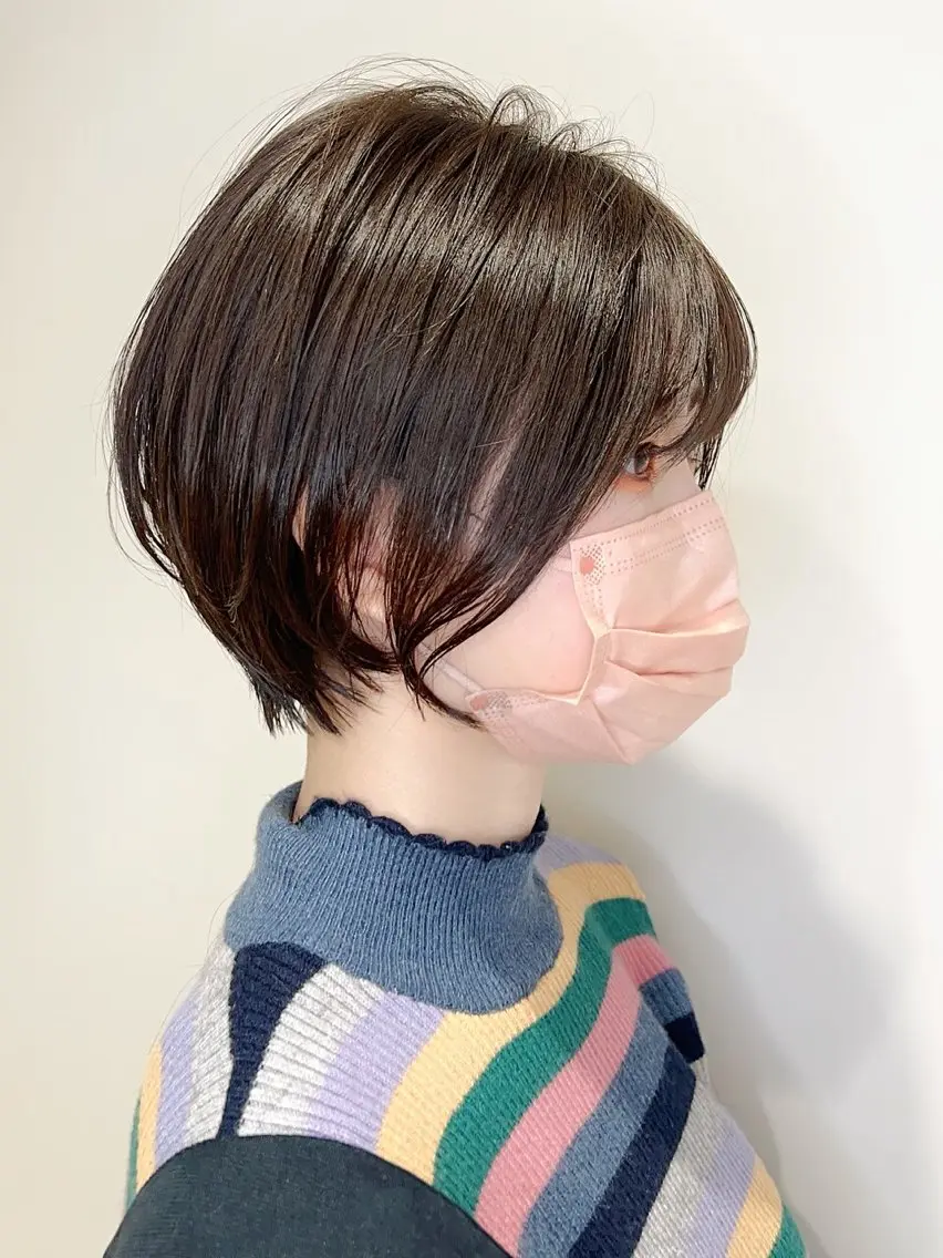 ショート 丸みショート 顔周りカット ショートヘア 小顔カット LOVEST Rihoのヘアスタイル