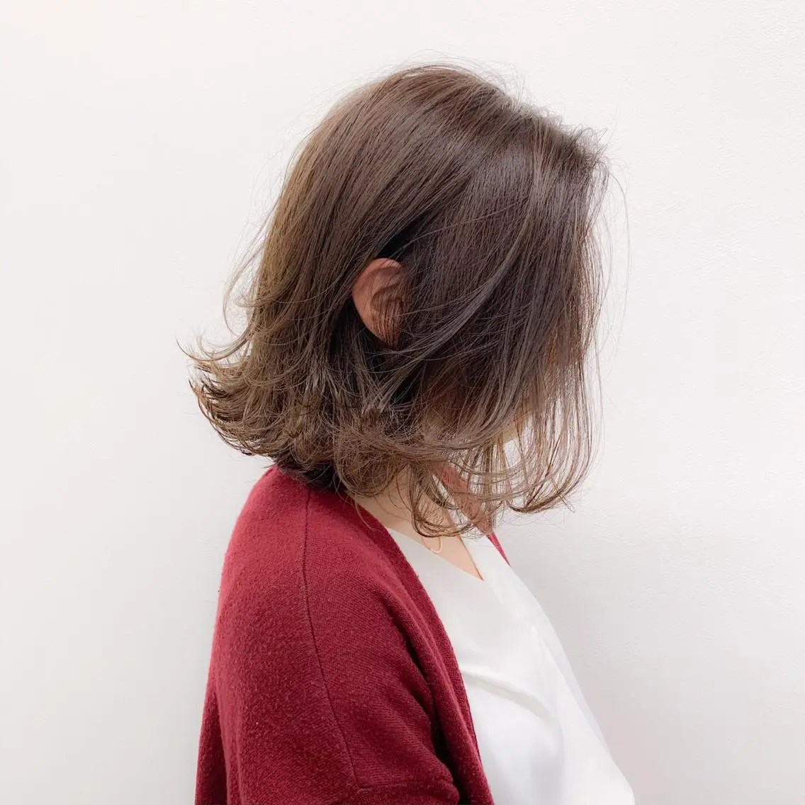 ショート ハイトーン×レイヤー カットTAKUMIのヘアスタイル