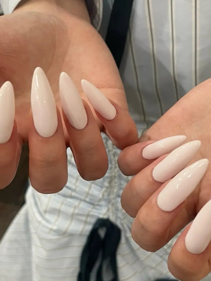 スカルプ長さ出し(5mm以内)＋ワンカラー(オフあり)の写真
