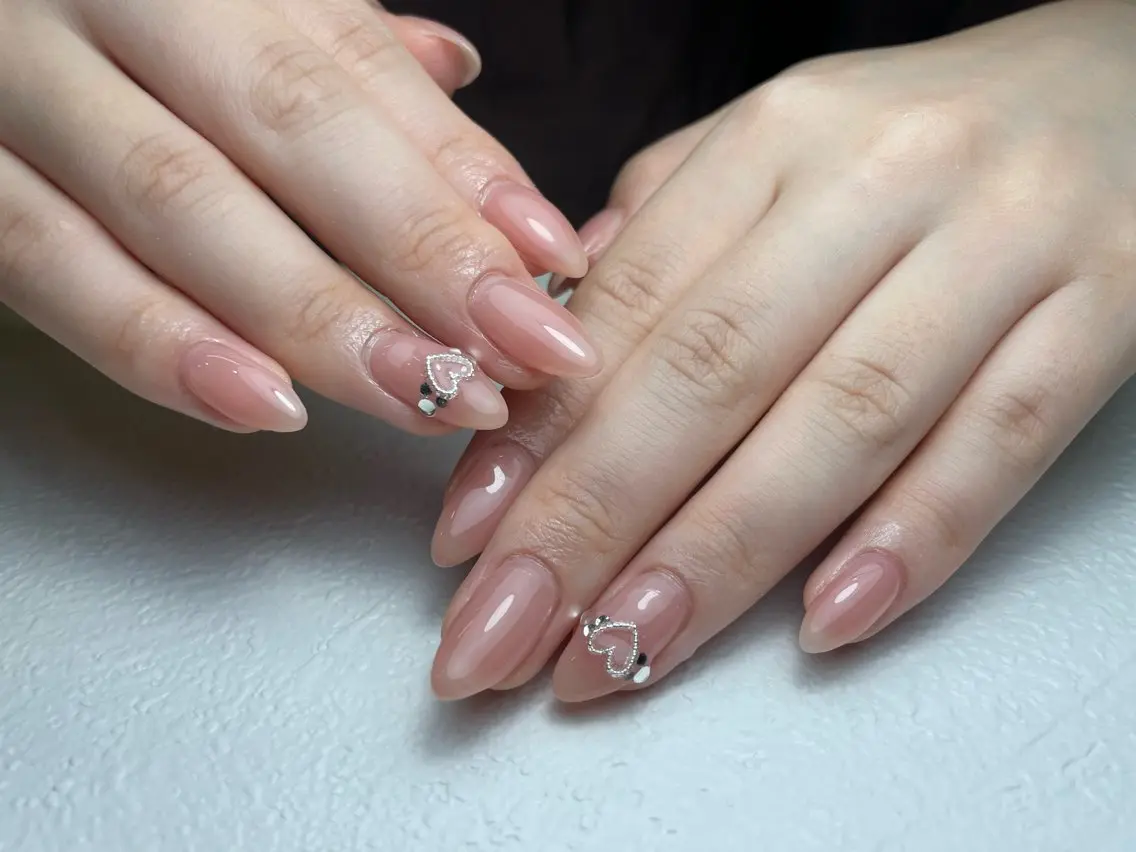 ネイル チークネイル フレンチネイル ジェルネイル ガラスフレンチ 韓国ネイル 中野駅から2分 MEO NAILのネイルデザイン