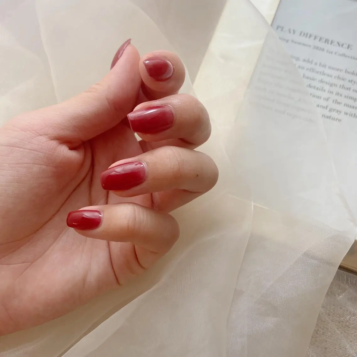 hand✴︎ ワンカラーorラメグラデ(オフ有※無料)の写真