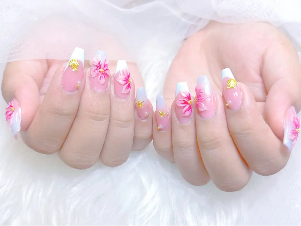 ネイル チークネイル 長さ出し フラッシュネイル フレンチネイル グラデーション ハンドネイル AN NAIL 高田馬場のネイルデザイン