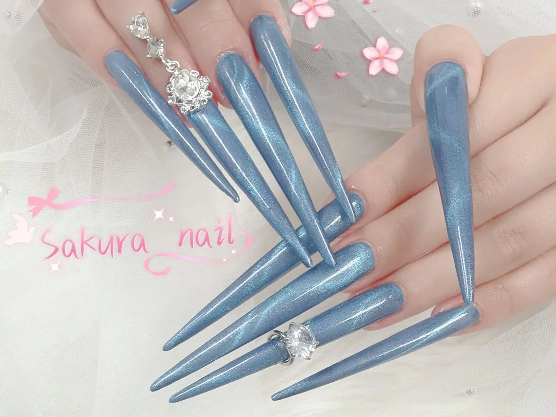 ネイル オーロラネイル クリアネイル フラッシュネイル フレンチネイル ジェルネイル ハンドネイル Sakura Nail Salonのネイルデザイン