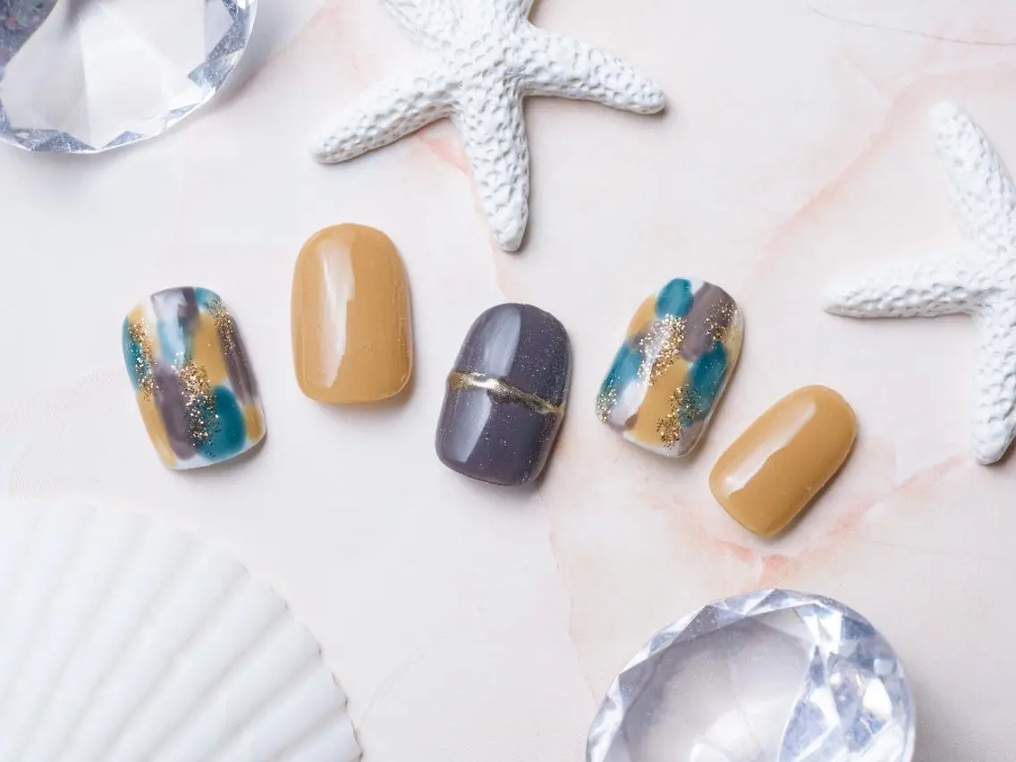ネイル NailSalon MAHINAのネイルデザイン