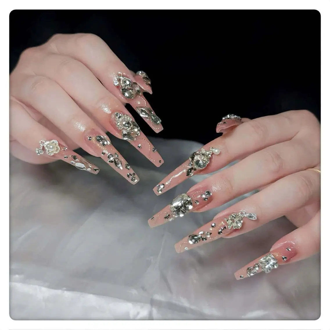 ネイル REI nail研修のネイルデザイン