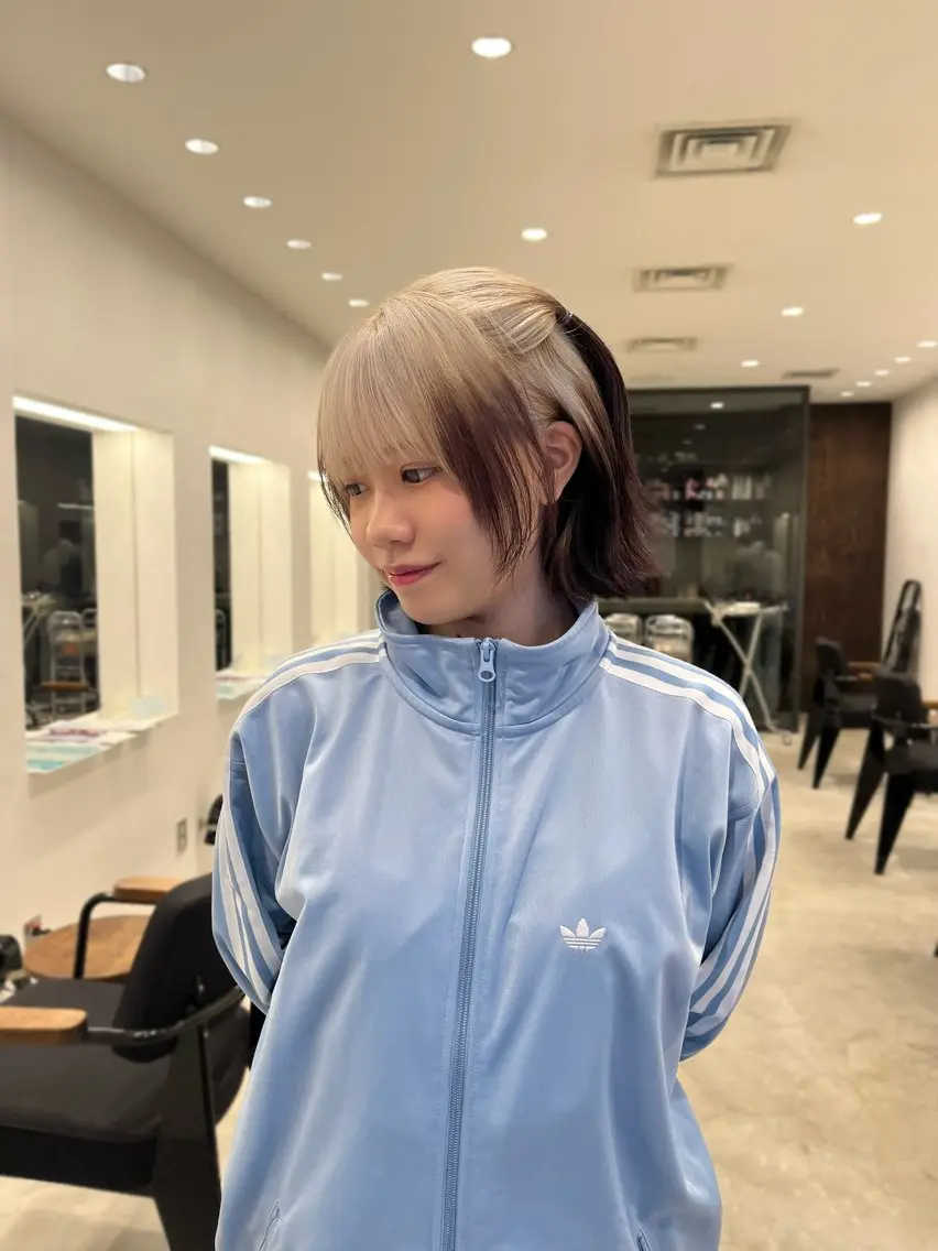 ショート ヘアカラー トリートメント 羽鳥 菜々子のヘアスタイル