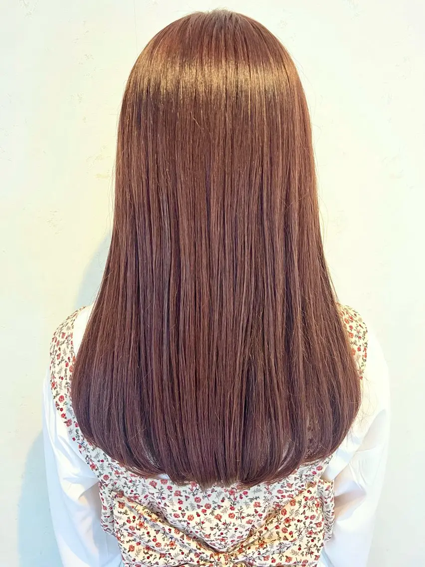 セミロング カラー 伊藤 さやかのヘアスタイル