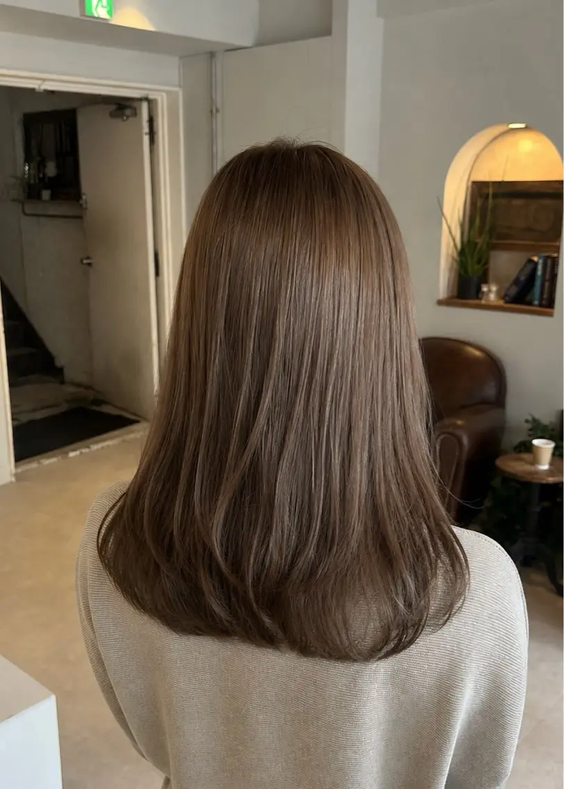 セミロング カット ヘアカラー 艶まろやかカラー| レイヤー|AYAKOのヘアスタイル