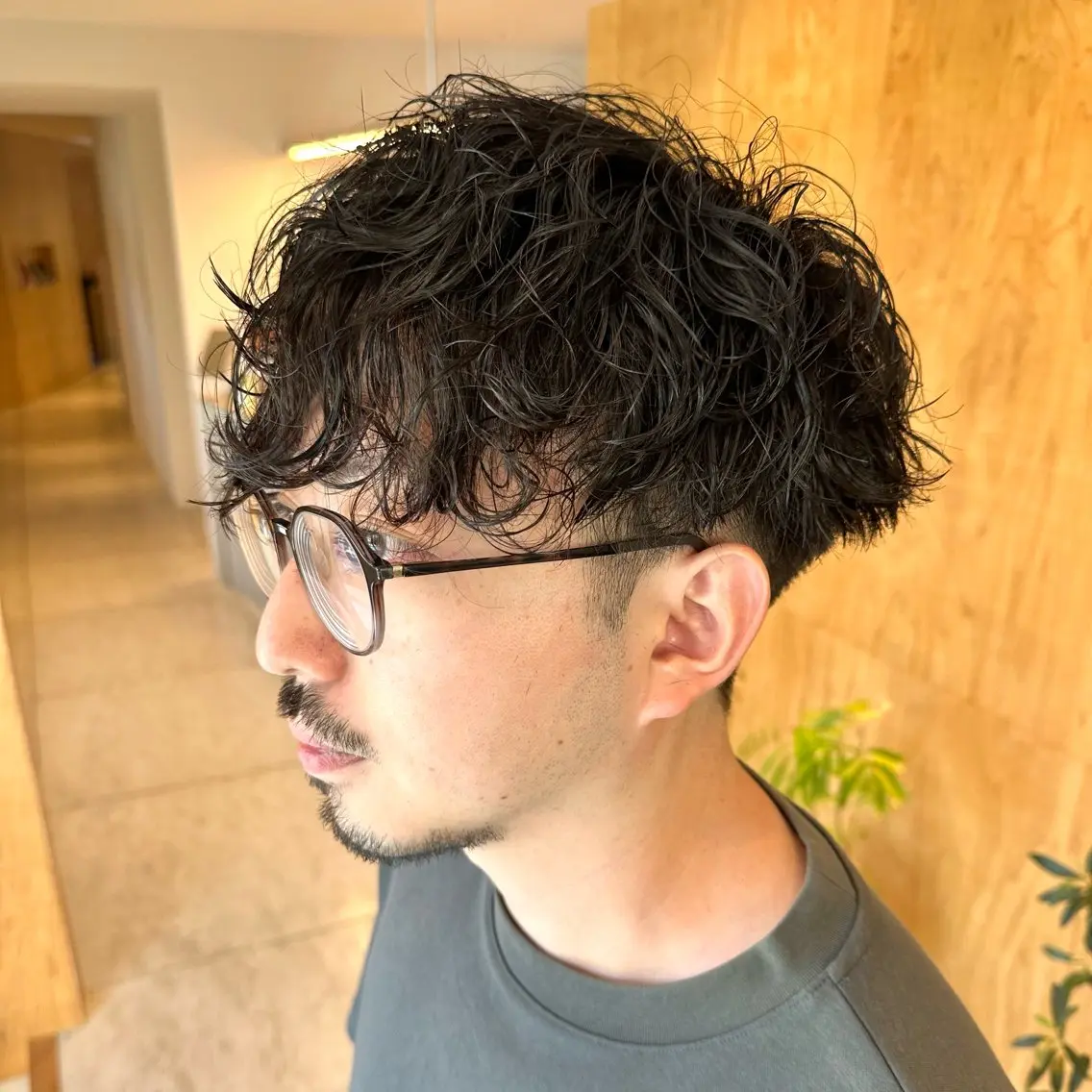 ミディアム パーマ メンズ ミディアムパーマ メンズパーマ 🔥メンズ特化/ パーマ＆カット🌀のヘアスタイル
