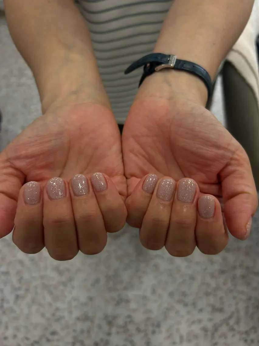 ネイル ハンドネイル 小松 千冬のネイルデザイン