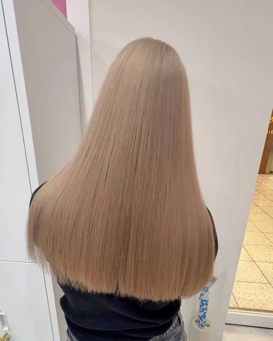 𝐜𝐮𝐭＋𝐭𝐫𝐢𝐩𝐥𝐞 𝐜𝐨𝐥𝐨𝐫＋𝐭𝐫𝐞𝐚𝐭𝐦𝐞𝐧𝐭の写真