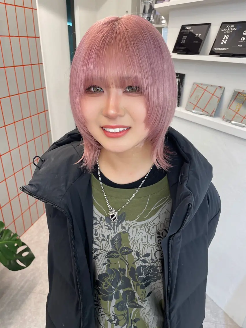 ミディアム カラー ベージュカラー ハイトーンカラー ミルクティーベージュ ピンクカラー ピンクベージュ グレージュ/ベージュ 🎀momo🎀のヘアスタイル